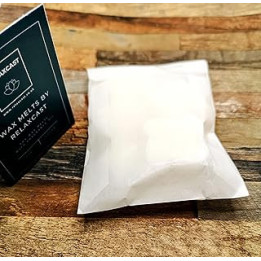 Handmade Soy Wax melts with a high Fragrance and will fill the room with aromas that lift your mood (Sparkling Cinnamon, 25g)