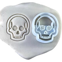 Skull - Cookie Cutter - Cute Cutter - Biscuit - Fondant - Clay cutter - Dough - One of a kind