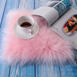 Molain 25 cm Fluffy Rug Faux Fur Carpet Baby Photoshoot Props Holder Small Mini Square Rugs Christmas Bedroom Livingroom